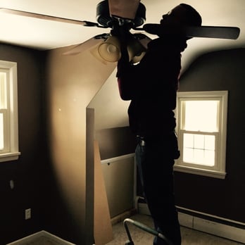 ell2 Your Community Marketplace: It's quick and easy. Learn, Shop, Sell, and connect with friends and family.