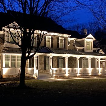 out1 Your Community Marketplace: It's quick and easy. Learn, Shop, Sell, and connect with friends and family.