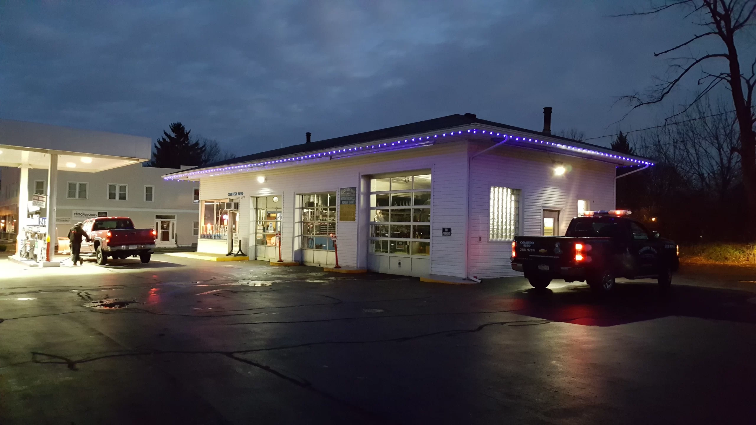 15852889794 scaled Your Community Marketplace: It's quick and easy. Learn, Shop, Sell, and connect with friends and family.