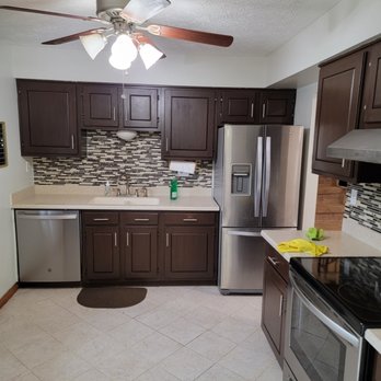 Above the Barr Cleaning5 Your Community Marketplace: It's quick and easy. Learn, Shop, Sell, and connect with friends and family.