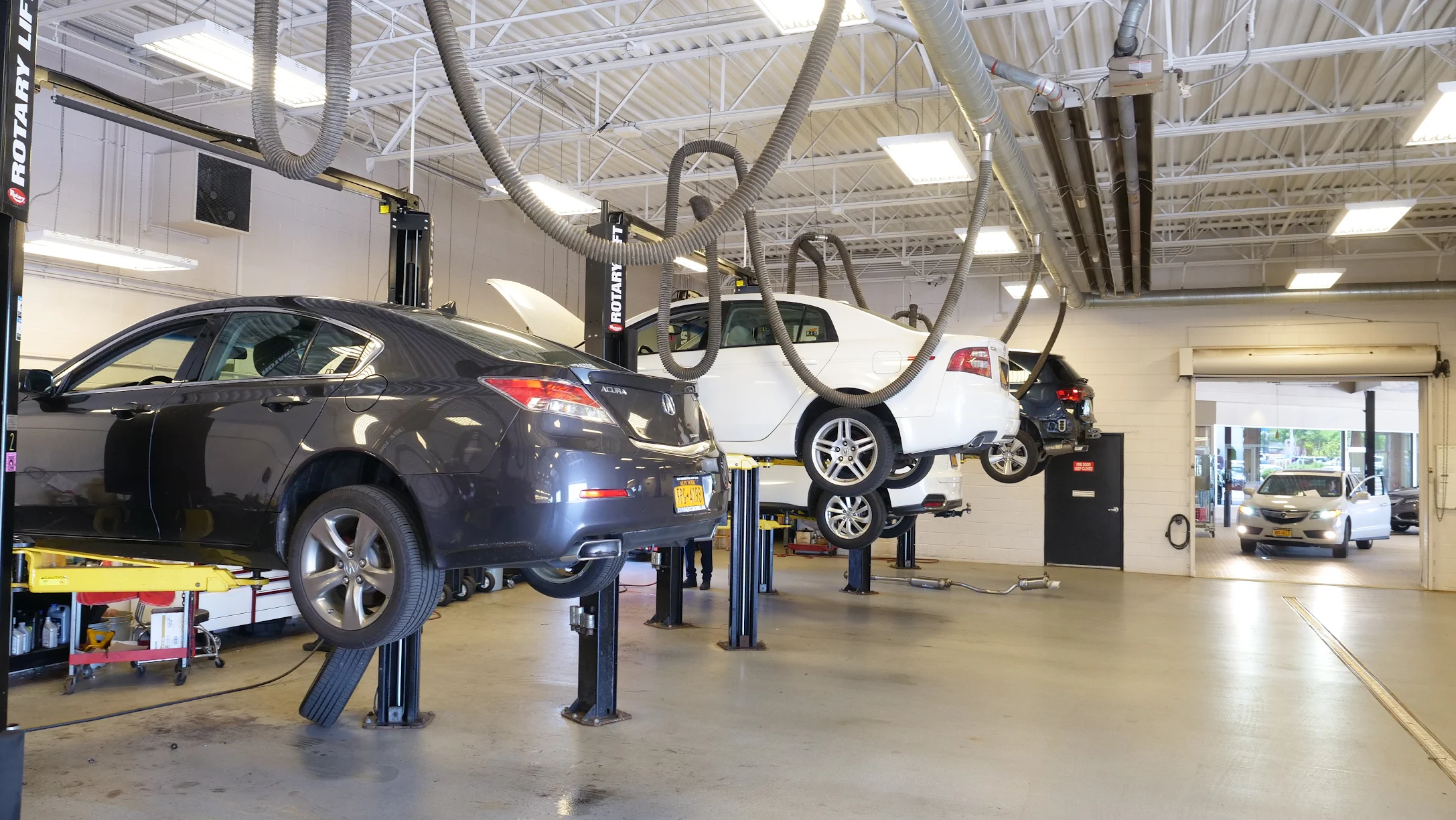 Acura of Rochester Service Center 3 Your Community Marketplace: It's quick and easy. Learn, Shop, Sell, and connect with friends and family.