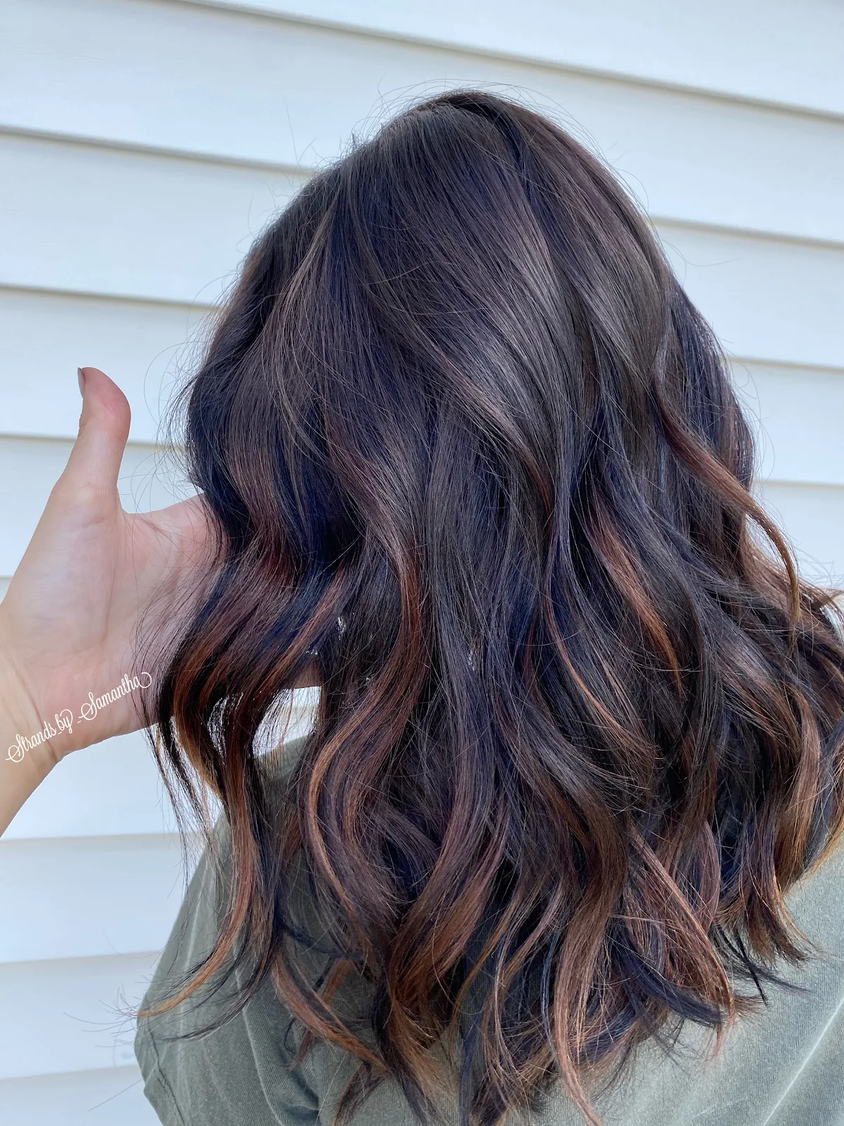 Alabaster Beauty Your Community Marketplace: It's quick and easy. Learn, Shop, Sell, and connect with friends and family.