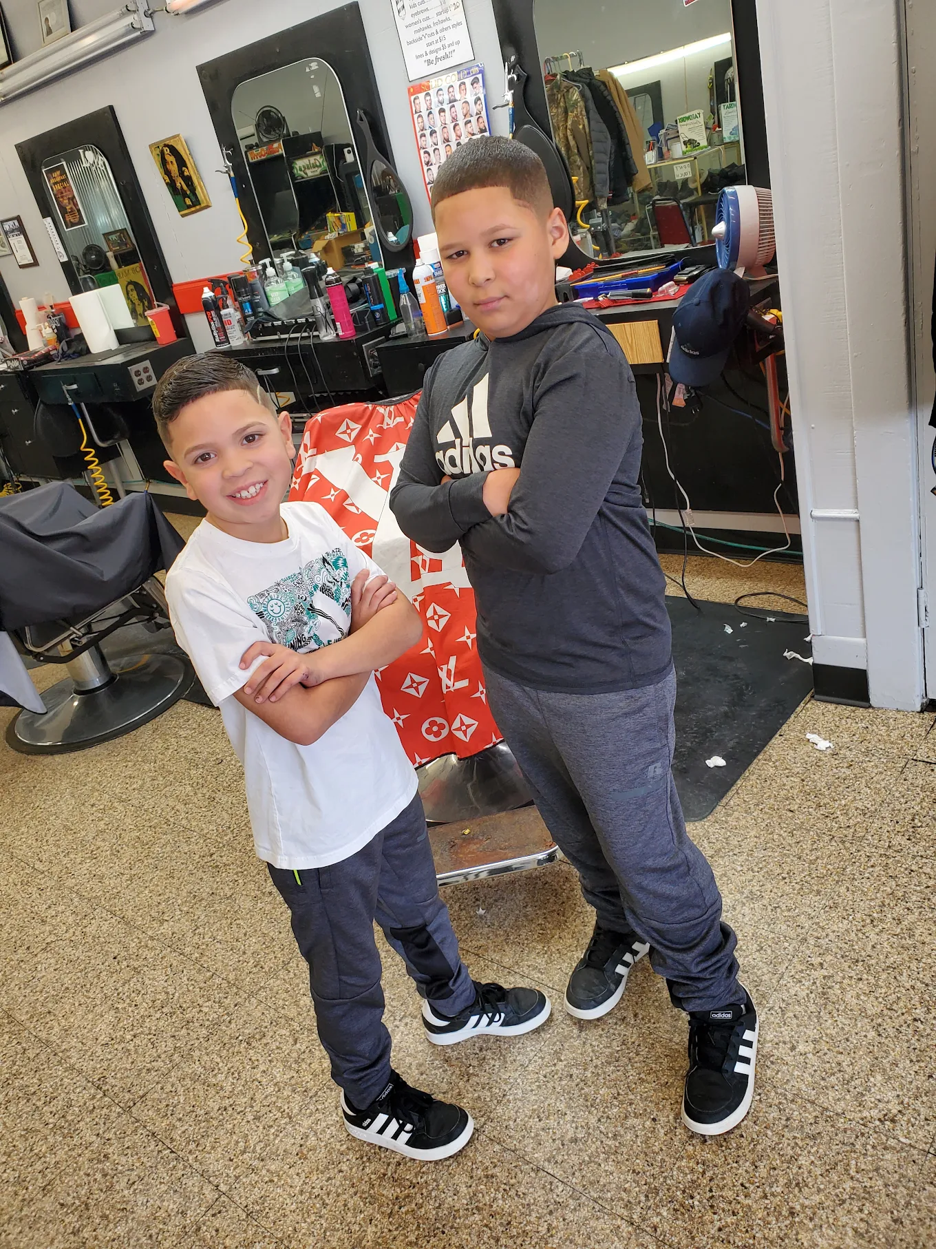 Andres Barbershop 4 Your Community Marketplace: It's quick and easy. Learn, Shop, Sell, and connect with friends and family.