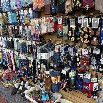 Archimage6 Your Community Marketplace: It's quick and easy. Learn, Shop, Sell, and connect with friends and family.