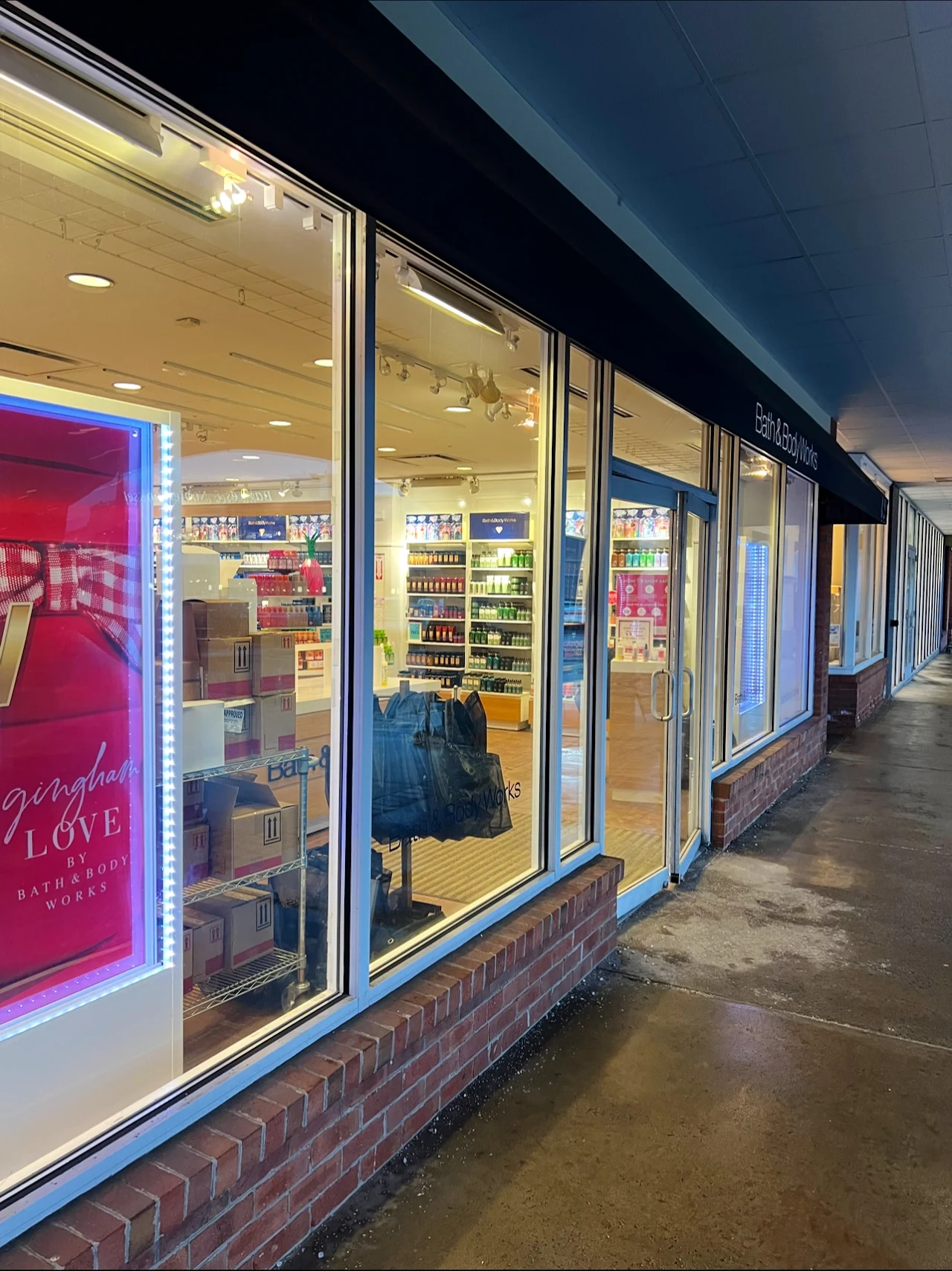 Bath Body Works 5 Your Community Marketplace: It's quick and easy. Learn, Shop, Sell, and connect with friends and family.