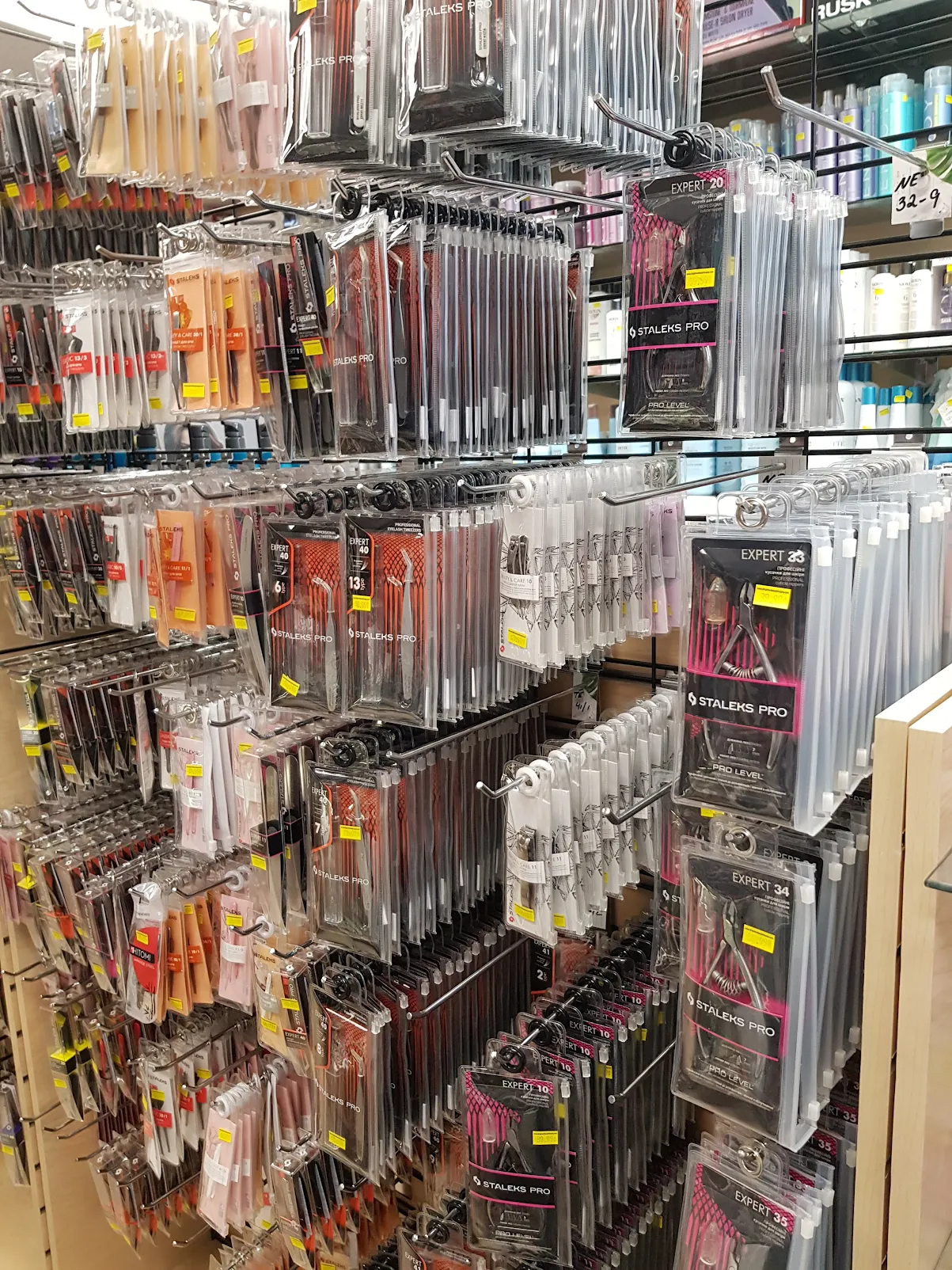 Brighton Beauty Supply 2 Your Community Marketplace: It's quick and easy. Learn, Shop, Sell, and connect with friends and family.