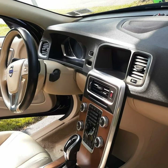 Cleaner Than Yours Detail 3 Your Community Marketplace: It's quick and easy. Learn, Shop, Sell, and connect with friends and family.