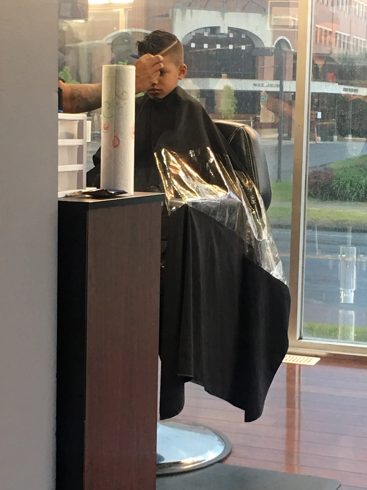 Creative Cuts Your Community Marketplace: It's quick and easy. Learn, Shop, Sell, and connect with friends and family.