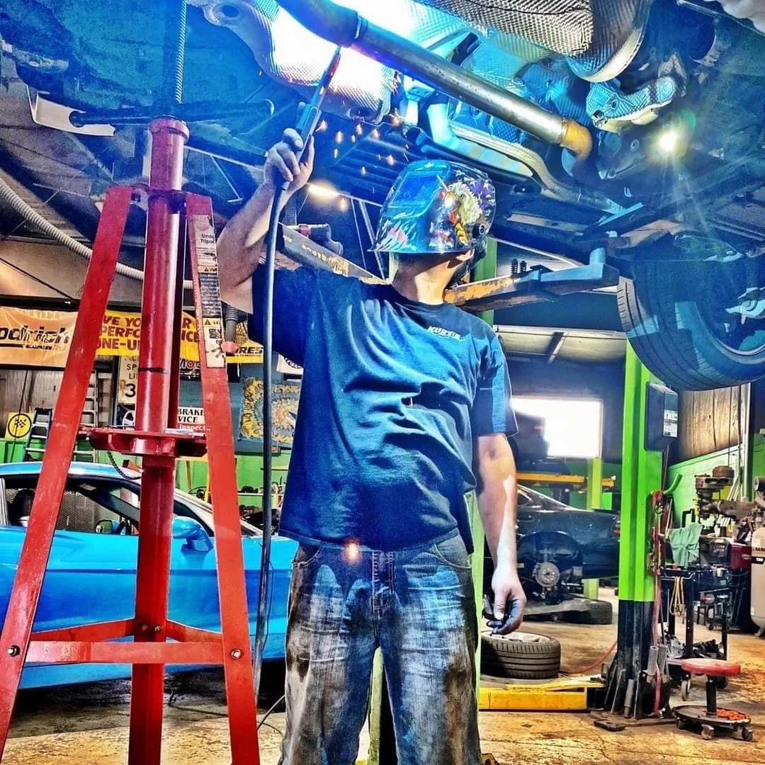 Davilas Auto Repair LLC 5 Your Community Marketplace: It's quick and easy. Learn, Shop, Sell, and connect with friends and family.