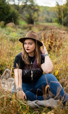 Dear Blossom Studios1 Your Community Marketplace: It's quick and easy. Learn, Shop, Sell, and connect with friends and family.