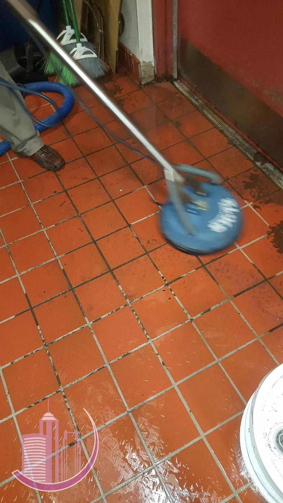 Dimensional Services 5 Your Community Marketplace: It's quick and easy. Learn, Shop, Sell, and connect with friends and family.