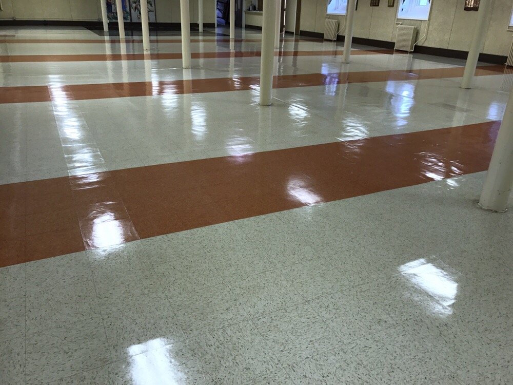 Empty Mirror Cleaners 4 Your Community Marketplace: It's quick and easy. Learn, Shop, Sell, and connect with friends and family.