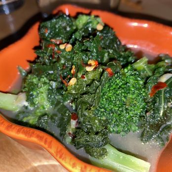 FIOR2 Your Community Marketplace: It's quick and easy. Learn, Shop, Sell, and connect with friends and family.