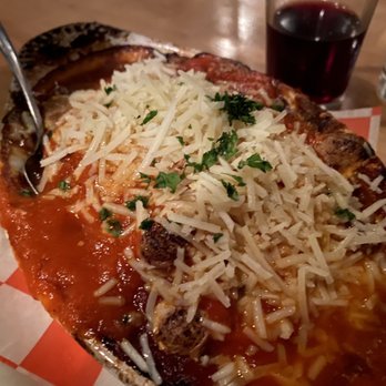 FIOR5 Your Community Marketplace: It's quick and easy. Learn, Shop, Sell, and connect with friends and family.