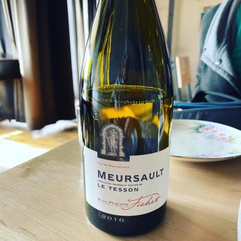 FIOR6 Your Community Marketplace: It's quick and easy. Learn, Shop, Sell, and connect with friends and family.