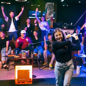 Five Iron Golf3 Your Community Marketplace: It's quick and easy. Learn, Shop, Sell, and connect with friends and family.