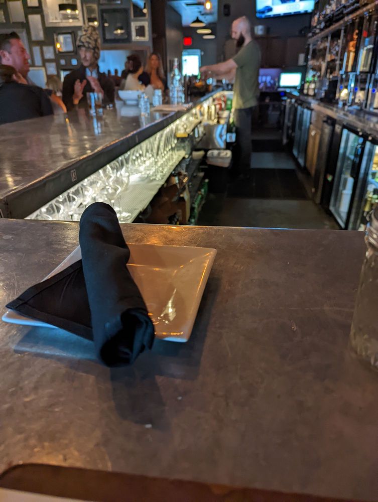 Flight West 6 Your Community Marketplace: It's quick and easy. Learn, Shop, Sell, and connect with friends and family.