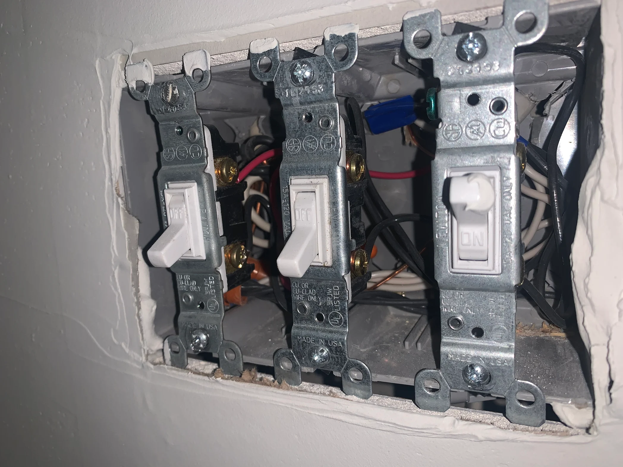 Fuerza Electric Corp. 3 Your Community Marketplace: It's quick and easy. Learn, Shop, Sell, and connect with friends and family.