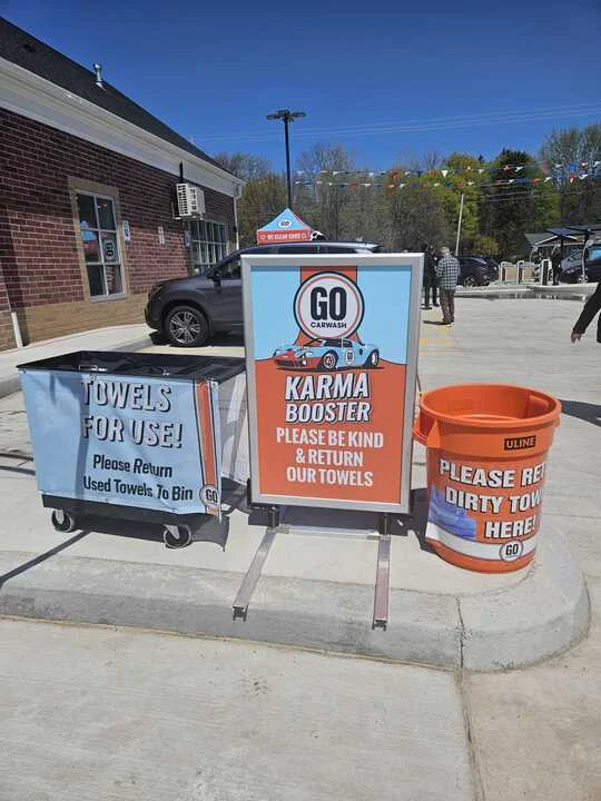 GO Car Wash 3 Your Community Marketplace: It's quick and easy. Learn, Shop, Sell, and connect with friends and family.