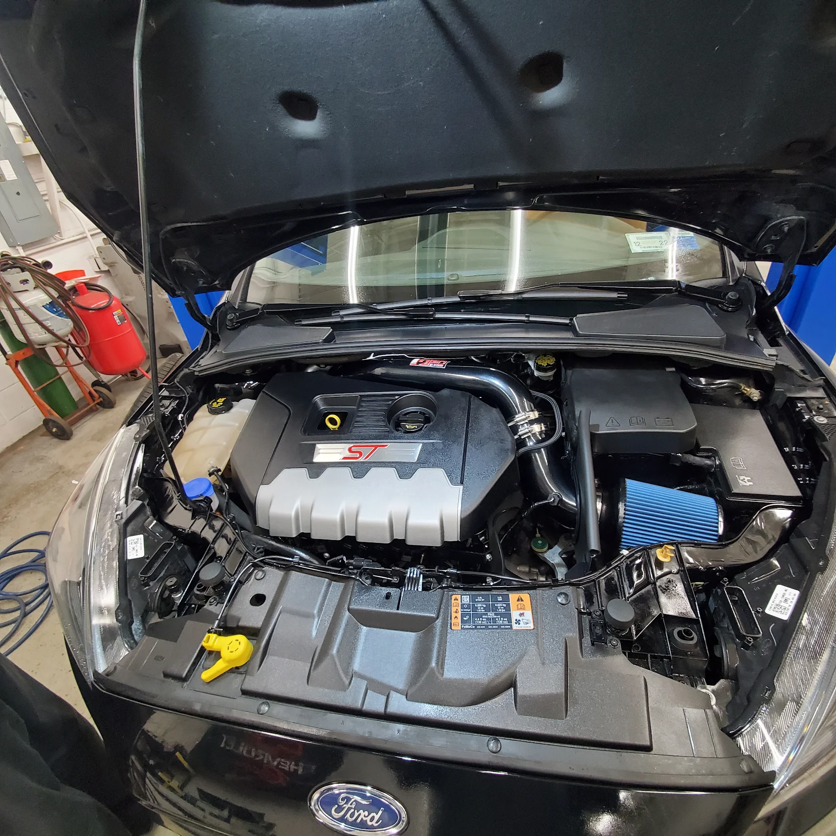 Gearhead Automotive 5 Your Community Marketplace: It's quick and easy. Learn, Shop, Sell, and connect with friends and family.