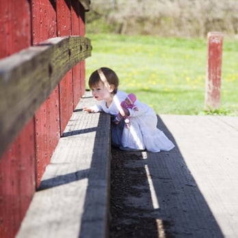 Gillian Crocca Photography3 Your Community Marketplace: It's quick and easy. Learn, Shop, Sell, and connect with friends and family.