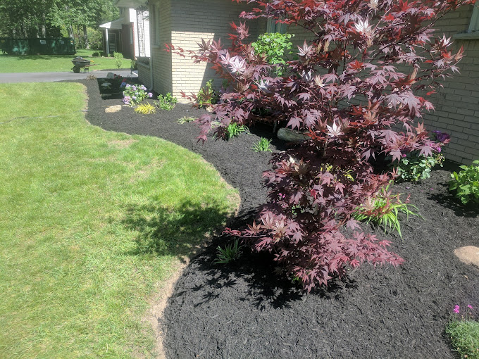 Great Lakes Landscaping 3 Your Community Marketplace: It's quick and easy. Learn, Shop, Sell, and connect with friends and family.