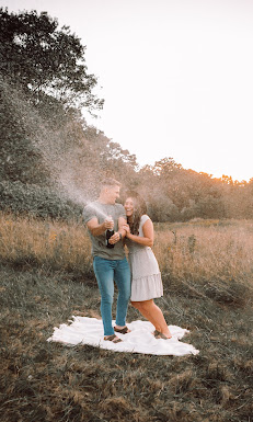 Haley Biemiller Photography7 Your Community Marketplace: It's quick and easy. Learn, Shop, Sell, and connect with friends and family.