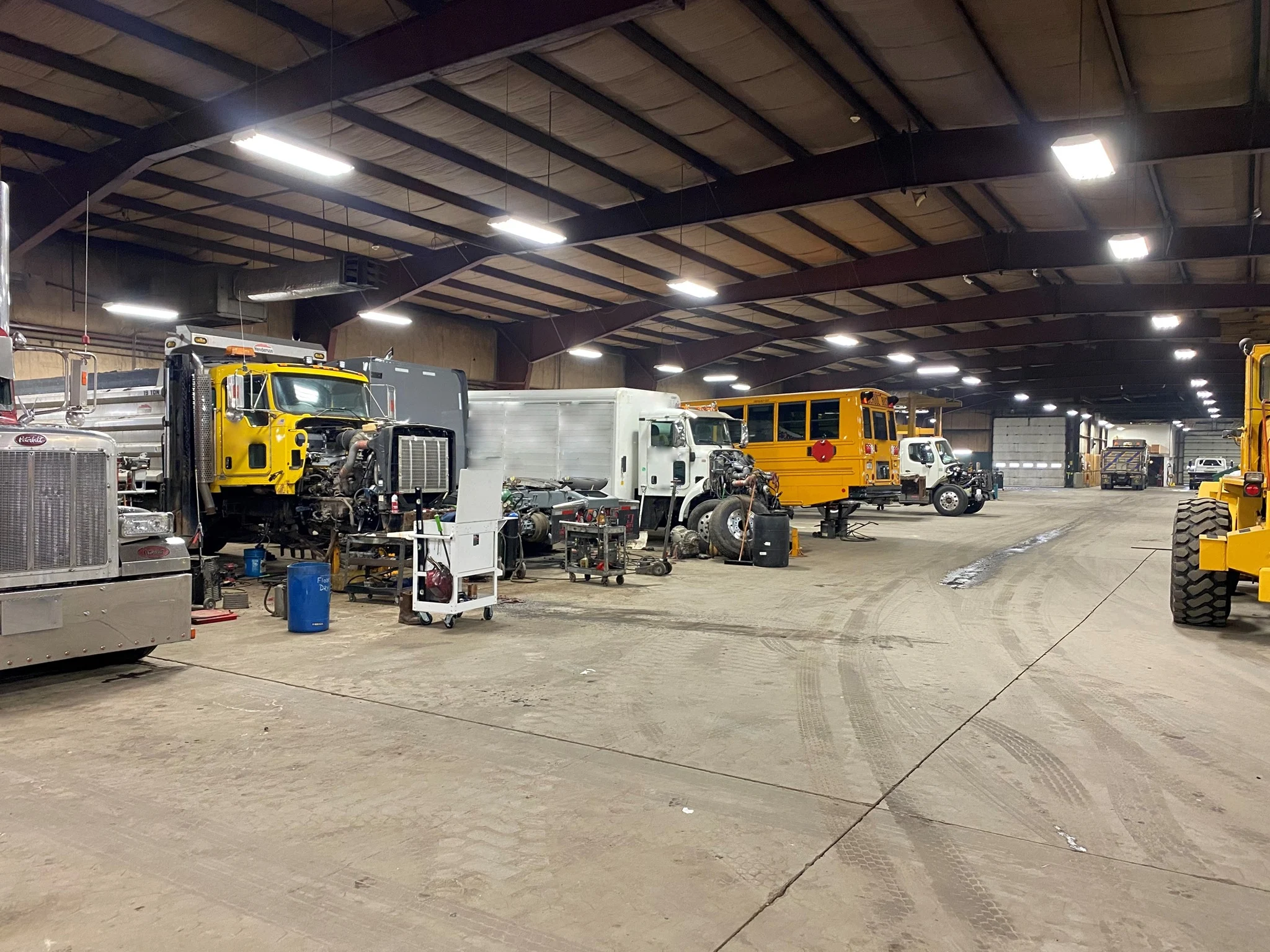 Hawk Frame Your Community Marketplace: It's quick and easy. Learn, Shop, Sell, and connect with friends and family.