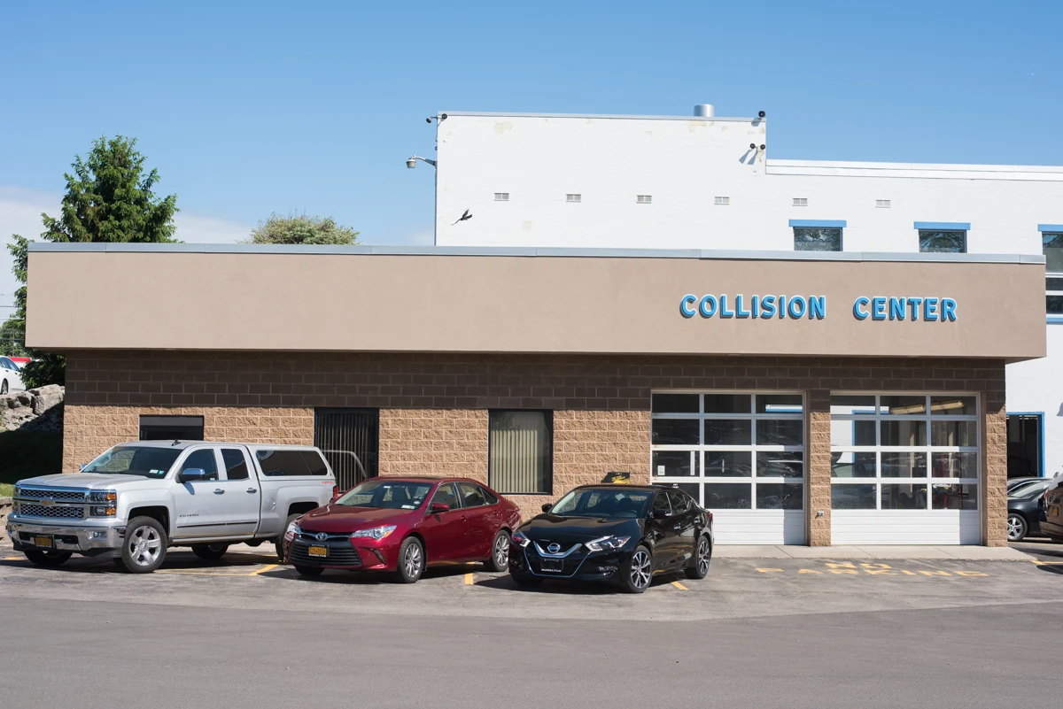 Hoselton Collision 2 Your Community Marketplace: It's quick and easy. Learn, Shop, Sell, and connect with friends and family.