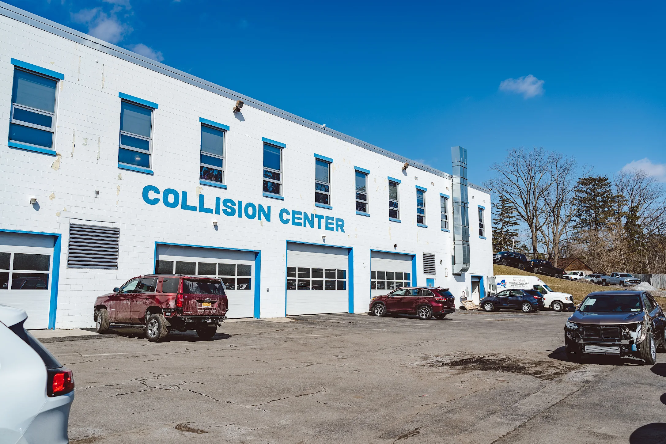 Hoselton Collision Your Community Marketplace: It's quick and easy. Learn, Shop, Sell, and connect with friends and family.