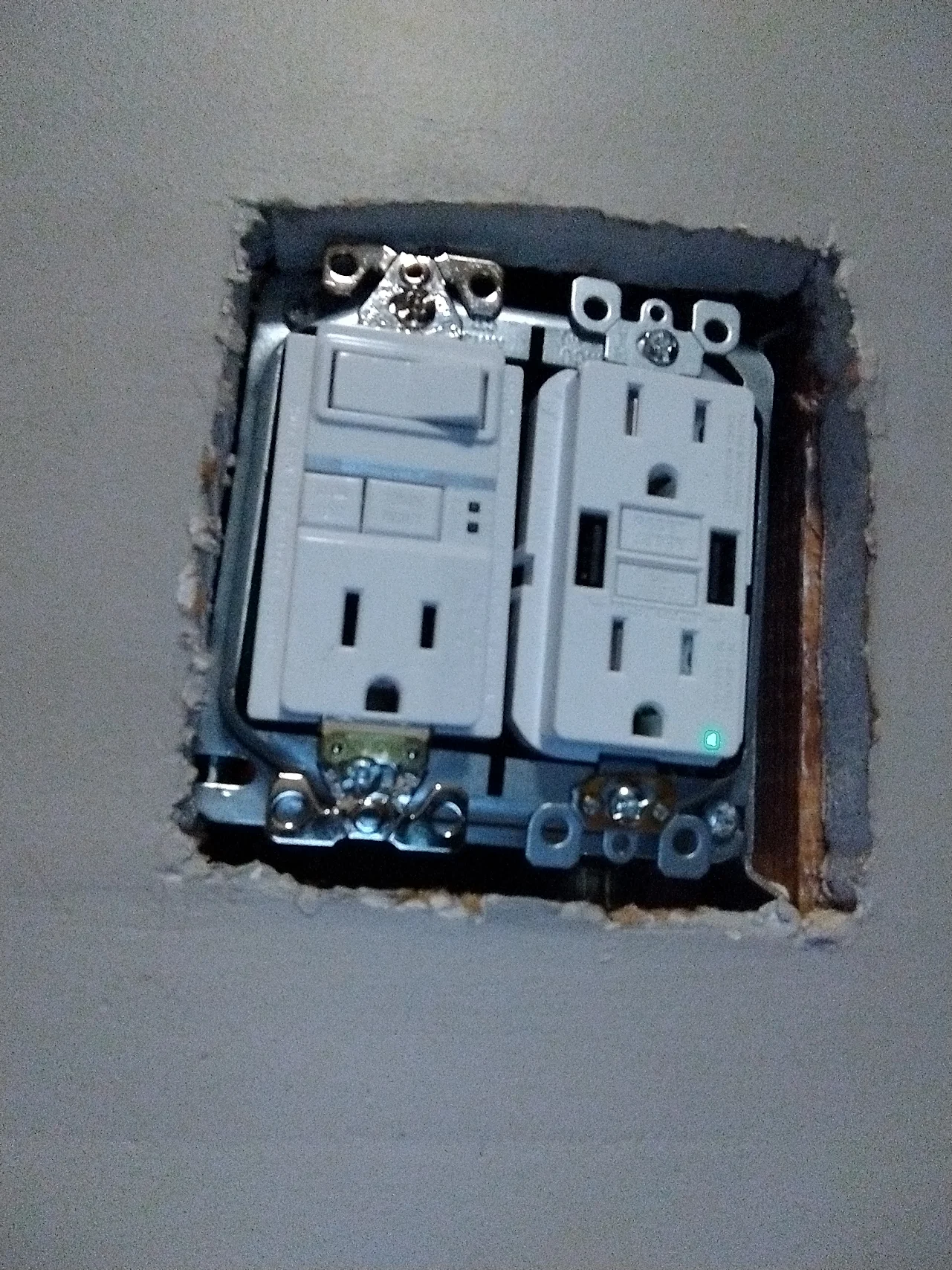 I.C. Electrical Services 4 Your Community Marketplace: It's quick and easy. Learn, Shop, Sell, and connect with friends and family.