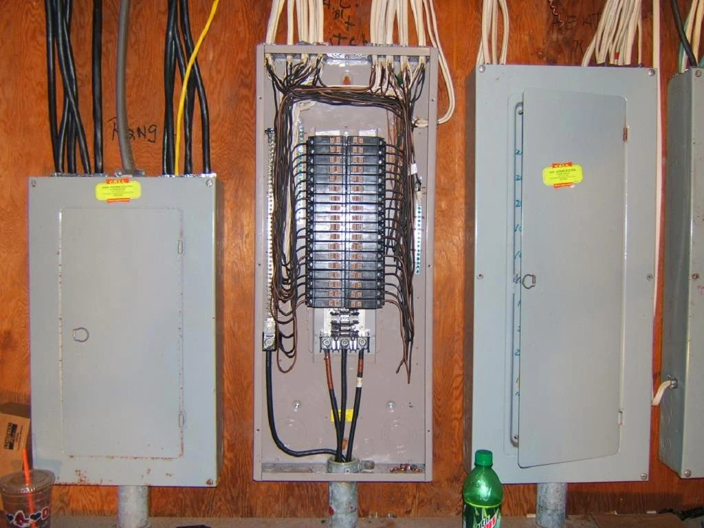 Jeff Thomas Electric 3 Your Community Marketplace: It's quick and easy. Learn, Shop, Sell, and connect with friends and family.