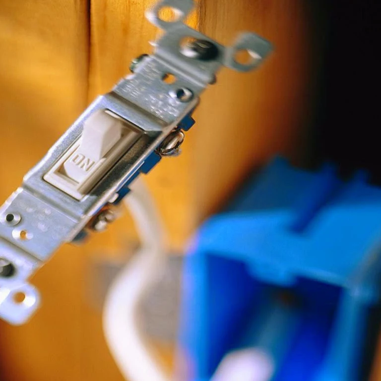 Jeff Thomas Electric 5 Your Community Marketplace: It's quick and easy. Learn, Shop, Sell, and connect with friends and family.