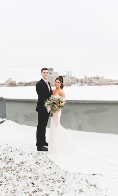 Jessica LK Photography5 Your Community Marketplace: It's quick and easy. Learn, Shop, Sell, and connect with friends and family.