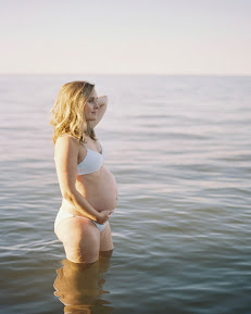 Jessica Slaunwhite Photography4 Your Community Marketplace: It's quick and easy. Learn, Shop, Sell, and connect with friends and family.