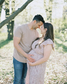 Jessica Slaunwhite Photography6 Your Community Marketplace: It's quick and easy. Learn, Shop, Sell, and connect with friends and family.