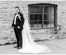 Katia Popik Photography1 Your Community Marketplace: It's quick and easy. Learn, Shop, Sell, and connect with friends and family.