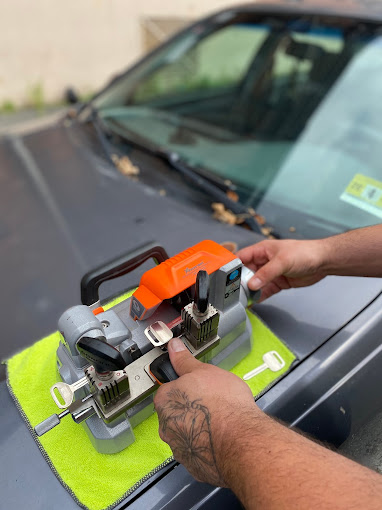 KeyMe Locksmiths 5 Your Community Marketplace: It's quick and easy. Learn, Shop, Sell, and connect with friends and family.