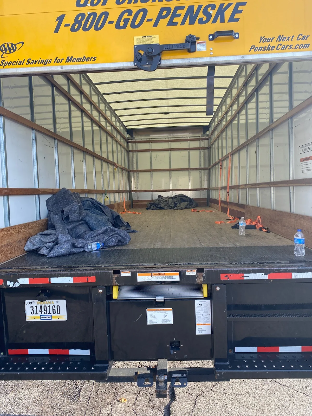 Kimiya Services Inc 2 Your Community Marketplace: It's quick and easy. Learn, Shop, Sell, and connect with friends and family.