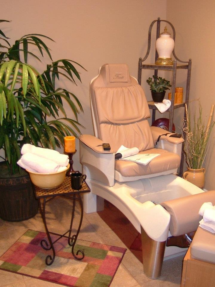 Larijames Salon 3 Your Community Marketplace: It's quick and easy. Learn, Shop, Sell, and connect with friends and family.