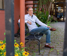 Lindseyecard3 Your Community Marketplace: It's quick and easy. Learn, Shop, Sell, and connect with friends and family.