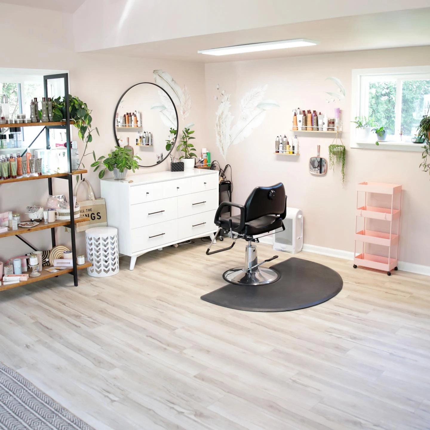 Lisa Nolan Hair Studio Your Community Marketplace: It's quick and easy. Learn, Shop, Sell, and connect with friends and family.