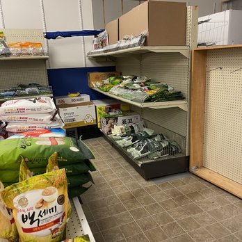 MINI4 Your Community Marketplace: It's quick and easy. Learn, Shop, Sell, and connect with friends and family.