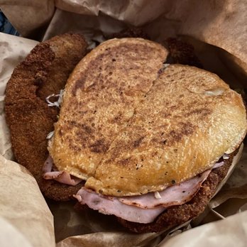 NENO8 Your Community Marketplace: It's quick and easy. Learn, Shop, Sell, and connect with friends and family.