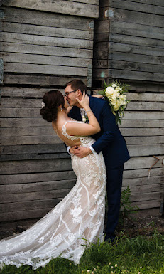 OhDavidson Creative1 Your Community Marketplace: It's quick and easy. Learn, Shop, Sell, and connect with friends and family.