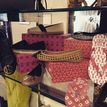 Panache Vintage Finer Consignment4 Your Community Marketplace: It's quick and easy. Learn, Shop, Sell, and connect with friends and family.