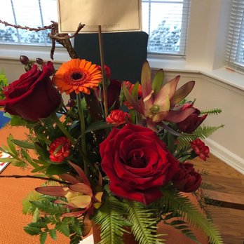 Pittsford Florist3 Your Community Marketplace: It's quick and easy. Learn, Shop, Sell, and connect with friends and family.