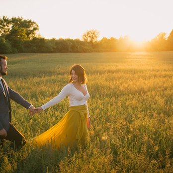 Roc Focus3 Your Community Marketplace: It's quick and easy. Learn, Shop, Sell, and connect with friends and family.