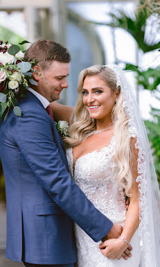 Rose and Grain Studio5 Your Community Marketplace: It's quick and easy. Learn, Shop, Sell, and connect with friends and family.