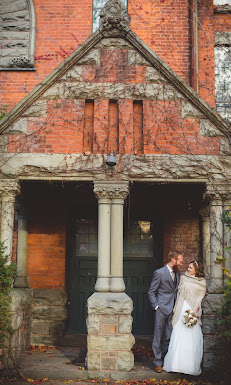 Sarah O Photo3 Your Community Marketplace: It's quick and easy. Learn, Shop, Sell, and connect with friends and family.